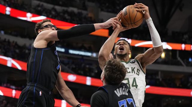 九游体育官方网站-风云突变！法兰克福集结日战术微调；全明星赛版图或变；气氛紧张；年轻球员得到机会的简单介绍